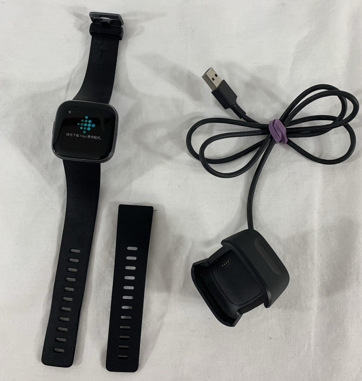Fitbit Versa 2 Smartwatch with Heart Rate Music Alexa Sleep Swim in Black Carbon-image