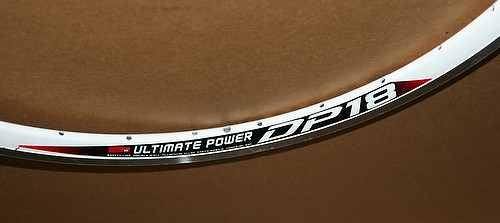 Weinmann DP18 Alloy Rim 32 H 700c White w/MSW  WR31
