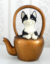 RESIN ORNAMENT OF A KITTEN CAT IN A KETTLE BY LEONARDO - PERFECT CONDITION
