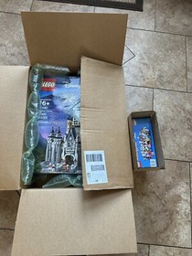 LEGO #71040 Disney Castle retired rare & Lego 71012 Disney minifigures series 1