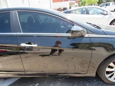 (LOCAL PICKUP ONLY) Passenger Front Door Electric VIN B 8th Digit Fits 11-14 SON