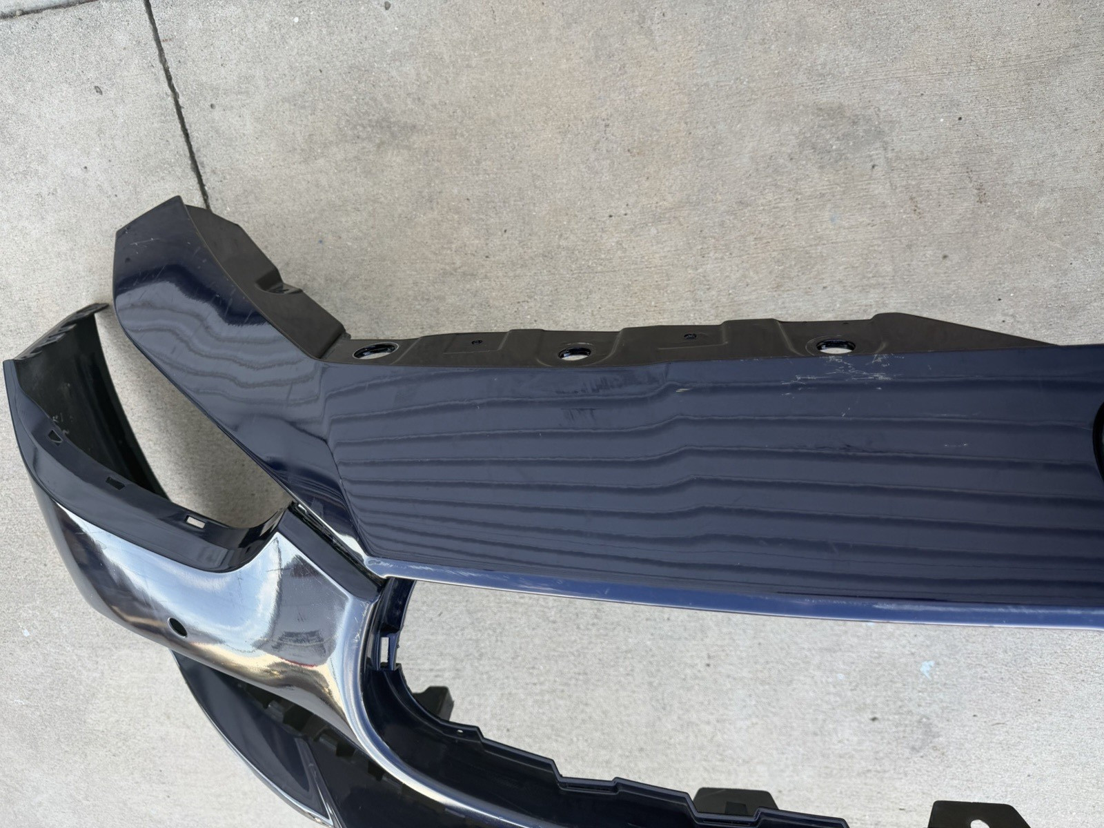 Maserati Ghibli 2014-2017 Front Bumper Blue P/N 673001801