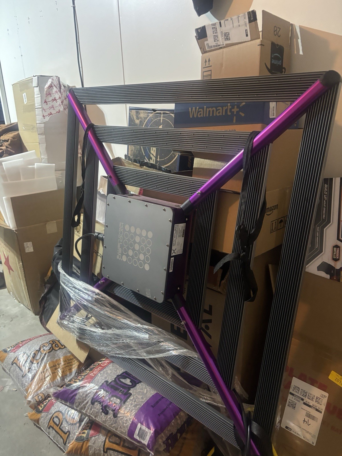 Full Spectrum Indoor Hydroponics