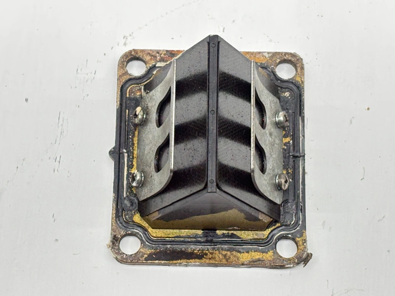 2004 Yamaha YZ85 Reeds Cage Assembly Block OEM Dirt Bike YZ 85 4ES-13610-00-00