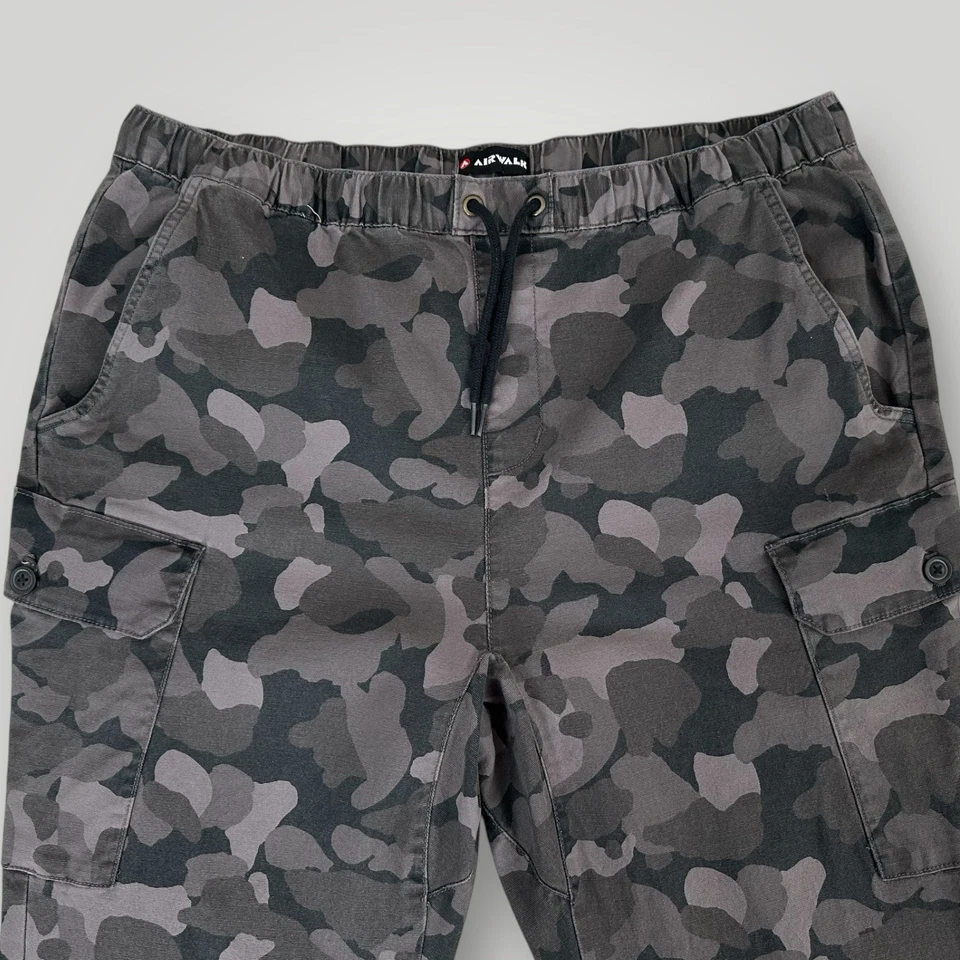 Corredor Airwalk Cargo Calce Suelto Para Hombres 2XL Negro Gris Camuflaje Elástico Cordón Foto 3 de 4