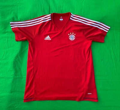 Adidas FC Bayern München Men's Red Jersey Size XL.