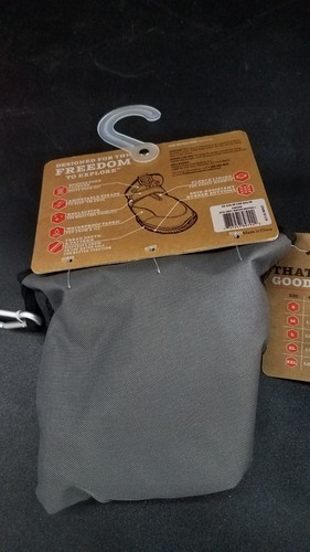 Arcadia Trail Cold Weather Dog Boots Large Booties Storage Bag and Carabiner NEW - Picture 3 of 3