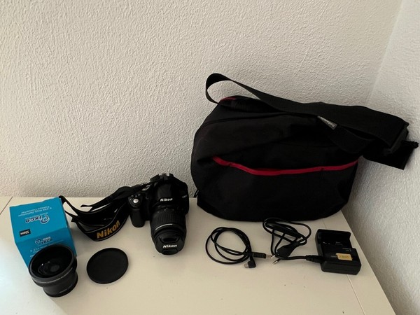 Nikon D3000 10.2MP Cámara réflex digital DSLR Kit con objetivo 18-55mm