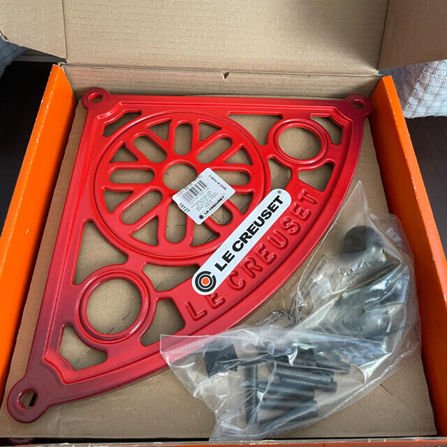 Le Creuset 5 tier pot stand Cherry Red Cast Iron Enamel New Boxed