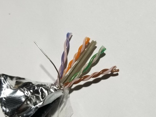 Cable de red blindado Windy City Wire 23/4P CAT6 F/UTP pleno negro/100 ft - Imagen 9 de 10