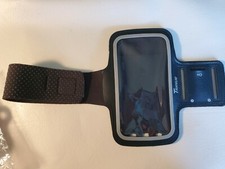 Trianium Armband, Water Resistant Large Cell Phone Armband for iPhone Xs/XS Max