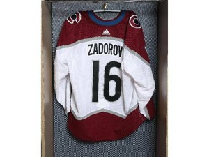 zadorov jersey