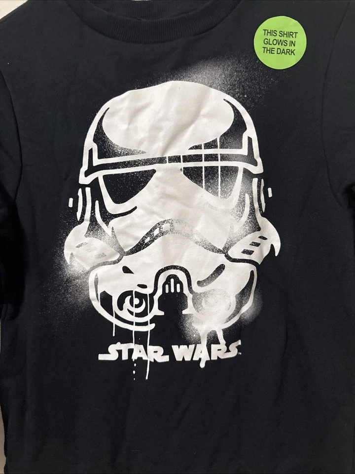 Disney MAD Engine STAR WARS unisex Glow In The Dark Sweatshirt Black Medium NWT - Image 2 of 4