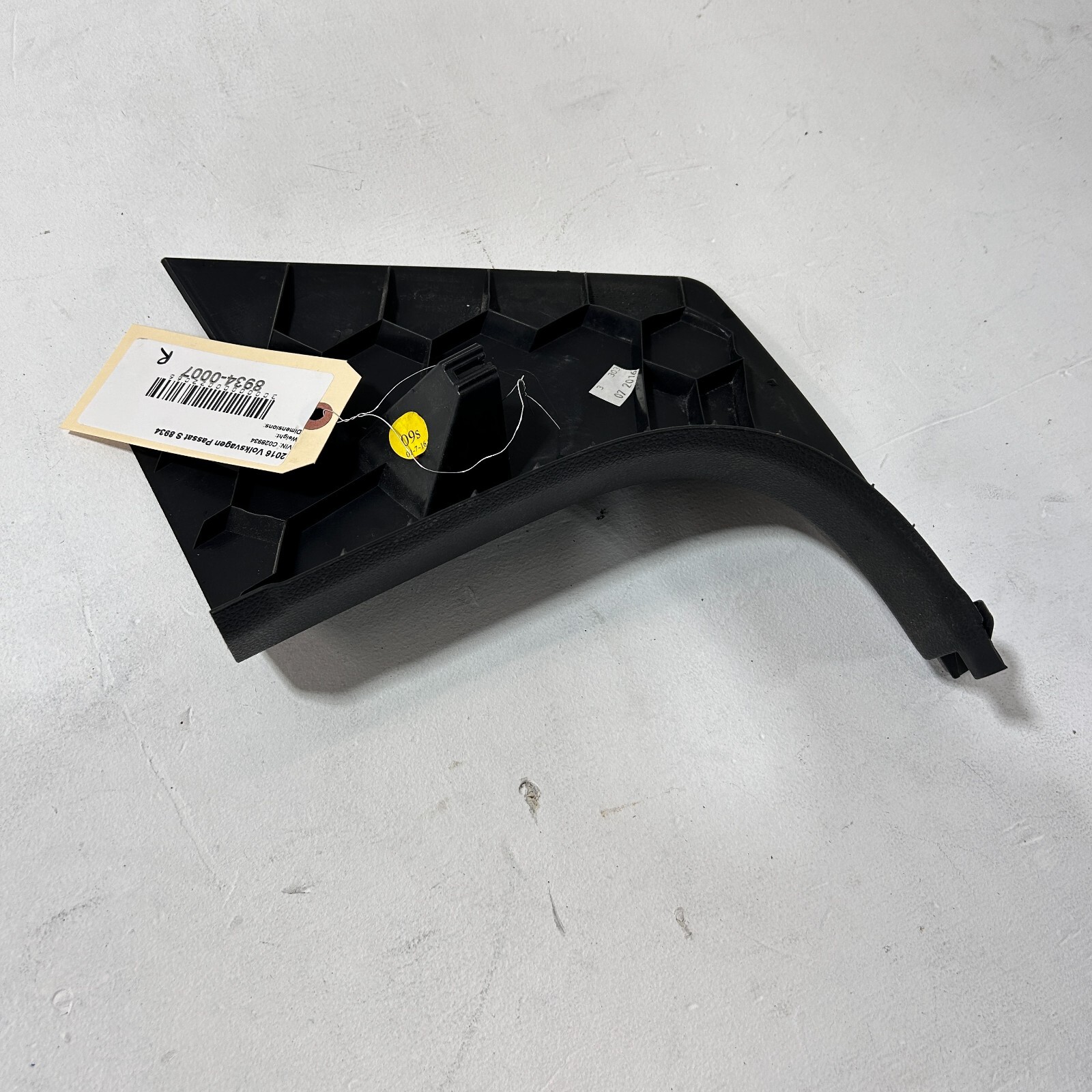 2012-2022 VOLKSWAGEN PASSAT FRONT RIGHT DOOR SILL KICK PANEL OEM