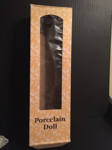Porcelain doll (16") dressed in a victorian dress - made in china - with stand - Picture 8 of 11