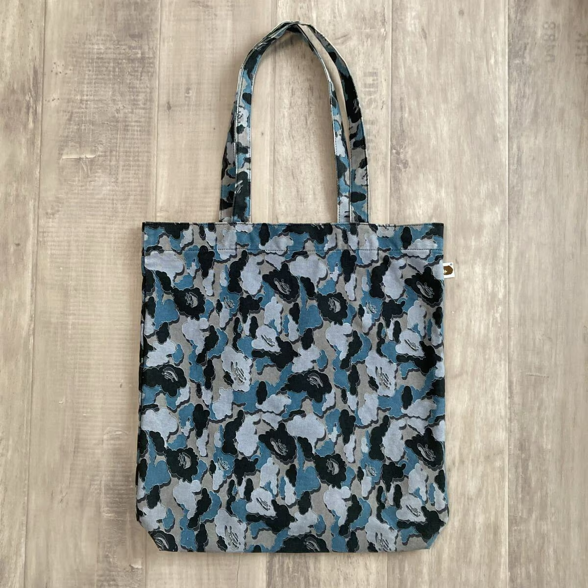 KAWS BAPE CLOUD CAMO トートバッグ カウズ BAPE × KAWS CLOUD CAMO Tote Bag a bathing ape NIGO | eBay