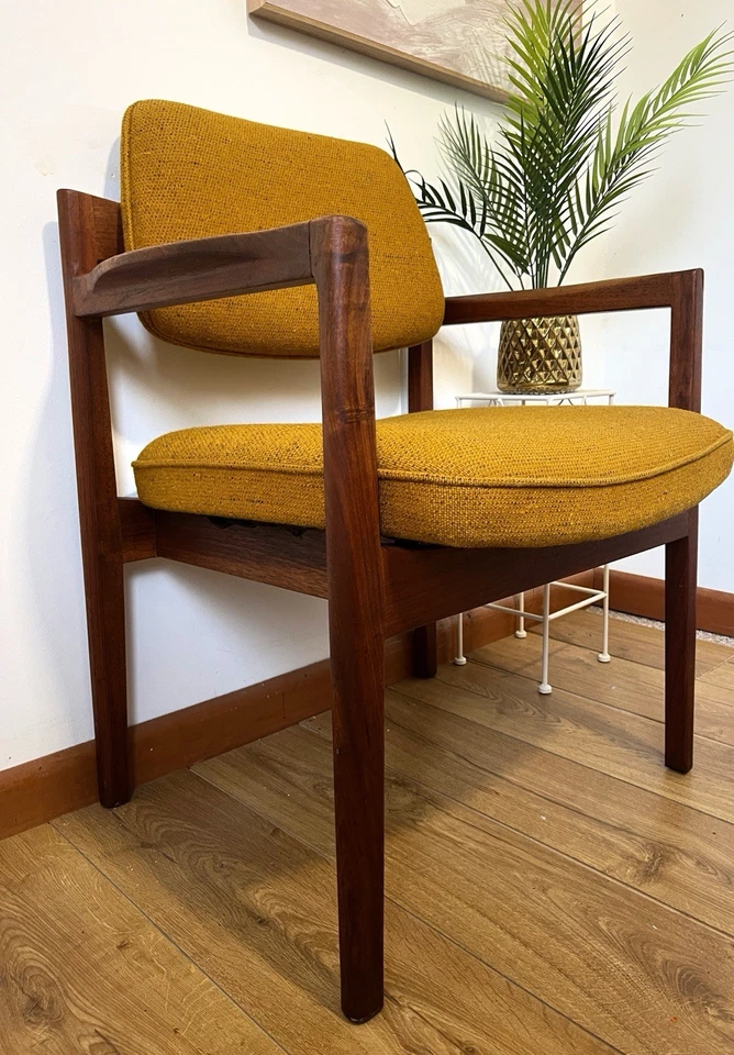 Mid-Century Modern Walnut Armchair, Mustard Upholstery by Jens Risom 1960s MCM - Image 4 of 4