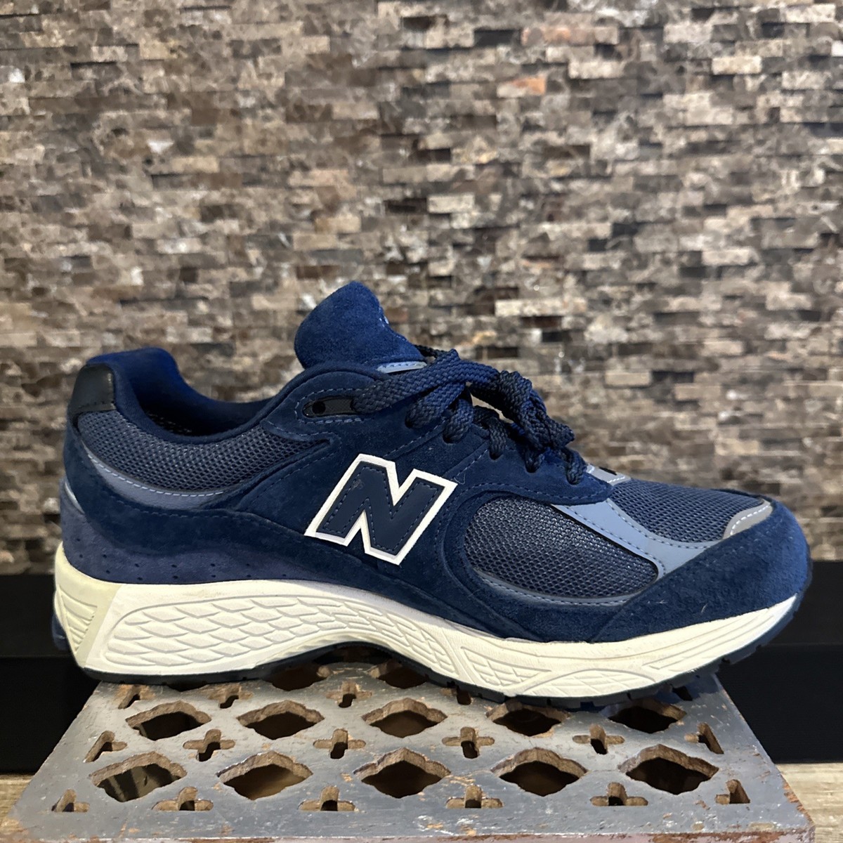 M2002RXF New Balance 2002R GORE-TEX Navy Arctic Grey Indigo Blue