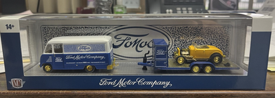 M2 Machines Haulers 1948 FORD PARCEL TRUCK & 1932 FORD ROADSTER