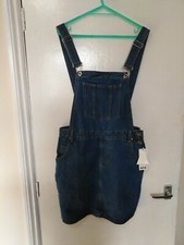 NWT Booohoo Blue denim pinafore dress Mid Blue Pockets 100% Cotton size 10