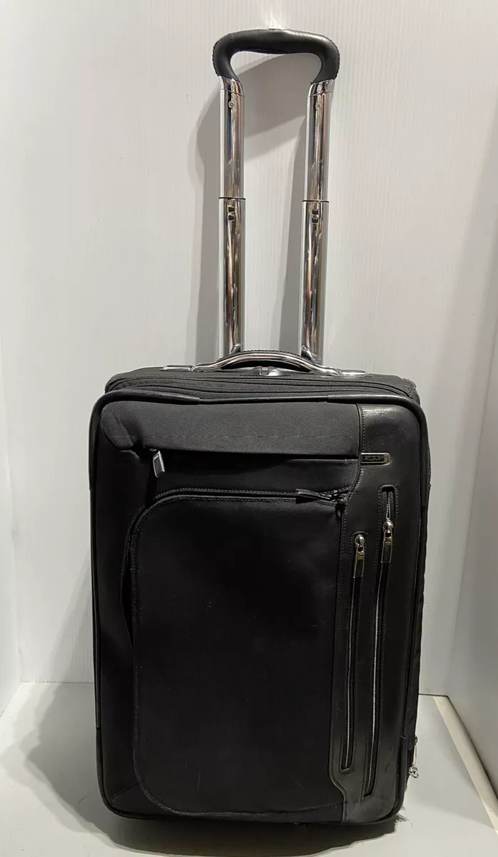 Tumi arrive international carry sale on