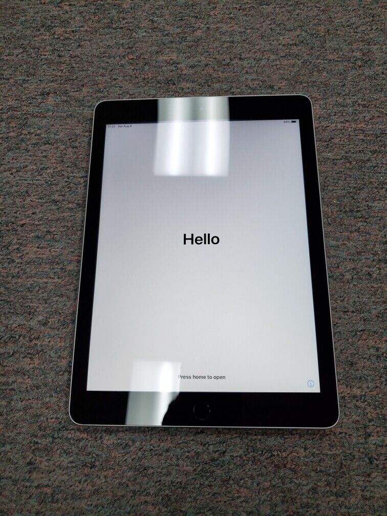 Apple iPad 5th Gen. Space Gray 9.7 Tablet