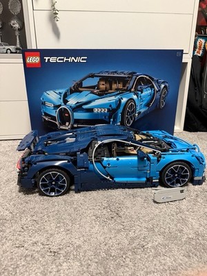 LEGO Bugatti Chiron 42083 mit Originalkarton und Anleitung