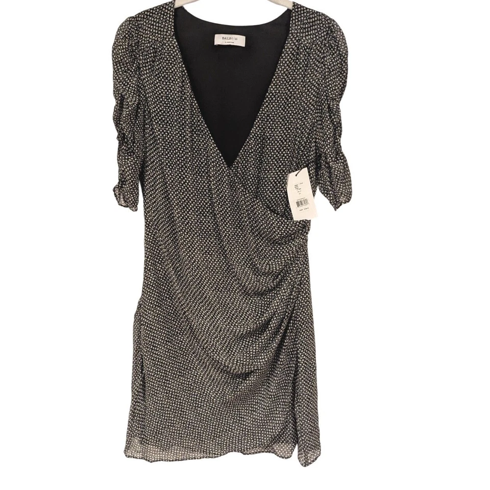 Mini Vestido Bailey/44 Blanco y Negro Lunares Acanalado Cuello en V Manga Corta Talla 10 Foto 2 de 4
