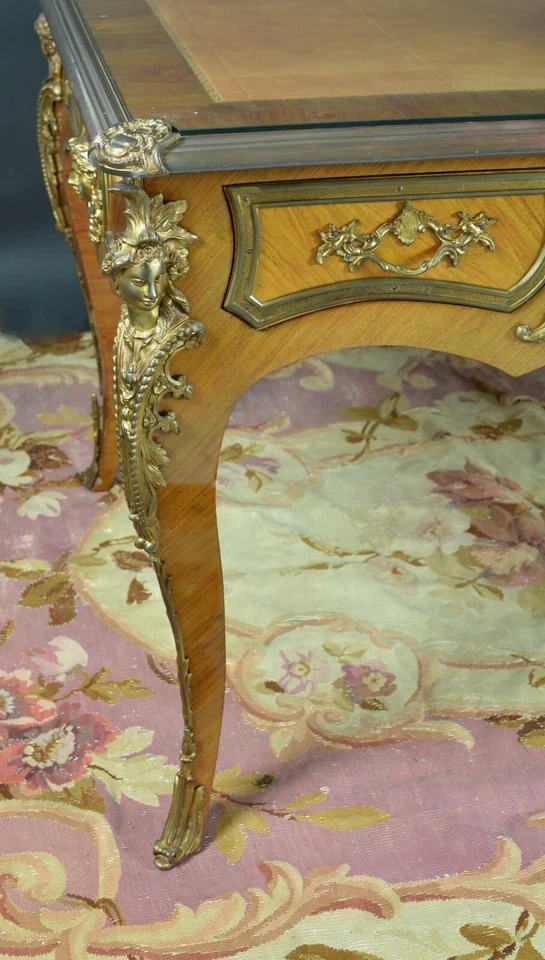 Antiguo Plato de Oficina Ministro Charles Cressent Luis XV Bronce Oro Espagnolettes Foto 2 de 4