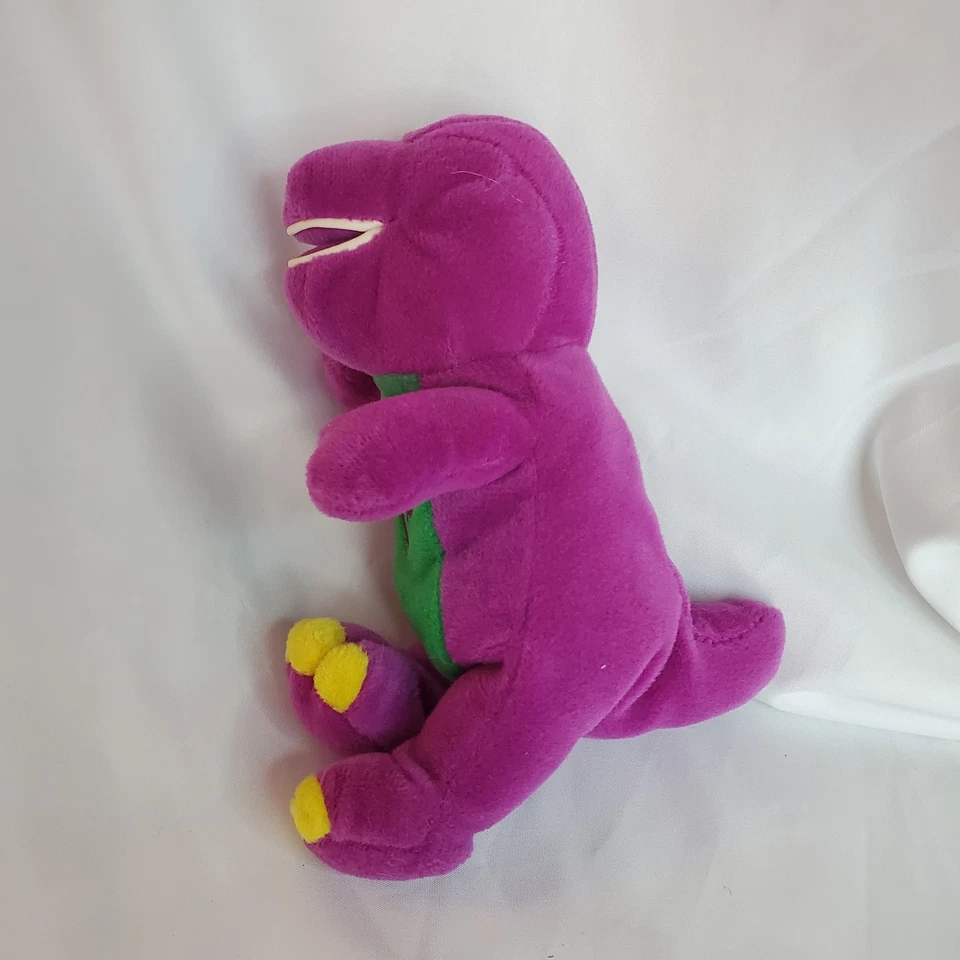 Vintage Barney Plush animal. I love you heart on chest Beanbag Stuffed NO SOUND - Image 4 of 4