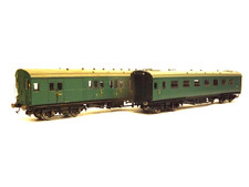 *Grade C* Hornby R4534A BR Pull-Push Coach Pack (OO Gauge) Boxed