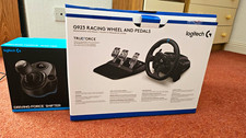 Logitech G923 TRUEFORCE Racing Wheel & Pedals with Driving Force Shifter PS5/PS4