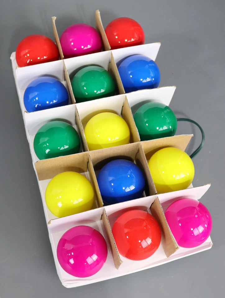 Vickerman 15 Multi-Colored G50 Light on Green Wire  15  Christmas Light Strand - Image 4 of 4