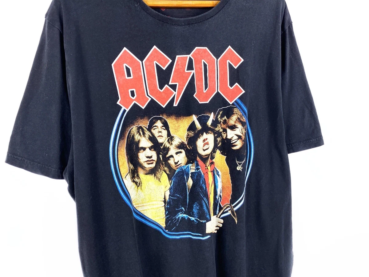 vintage AC DC world tour wear 90s 80s rare t shirt Size L rocker retro concert t