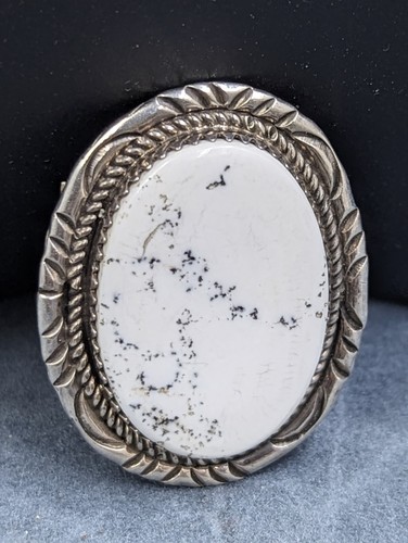 Signed RICHARD BEGAY RB Native American Navajo Bolo White Howlite  - Picture 1 of 13