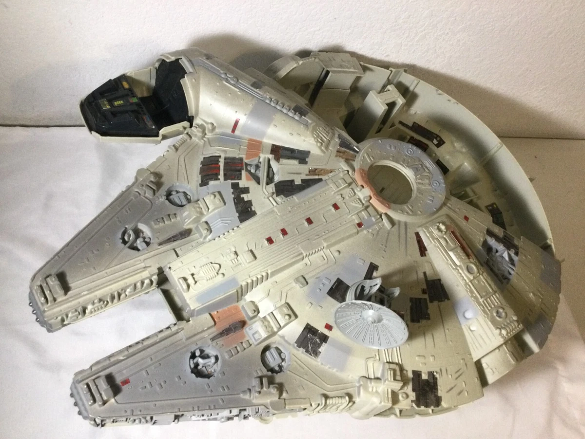 Millennium falcon toy 1995 outlet