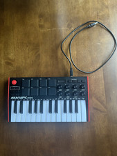 Akai MPK Mini MK3 25 Key Electronic Keyboard - Black/Red/White