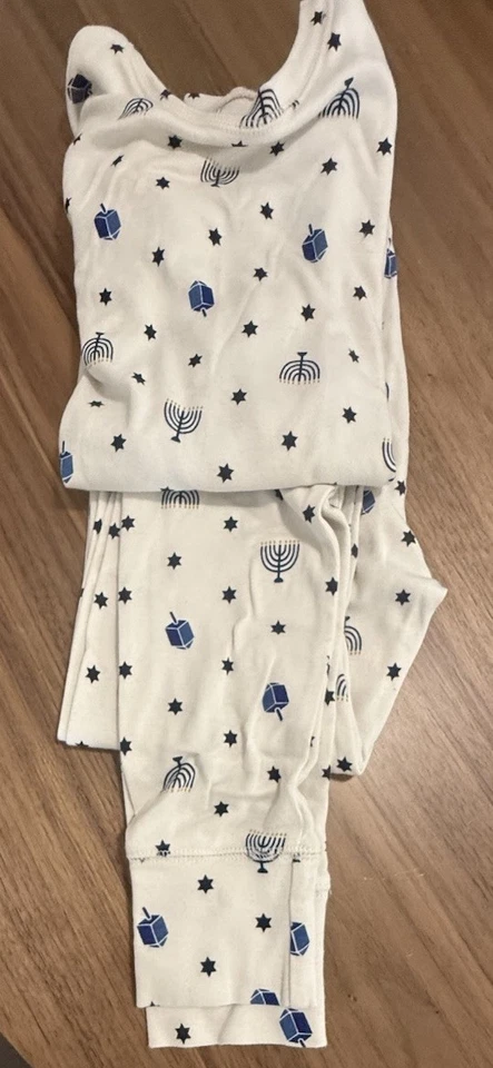 Pijama de algodón orgánico Gap Kids Disney talla 12 nunca usado Foto 2 de 4