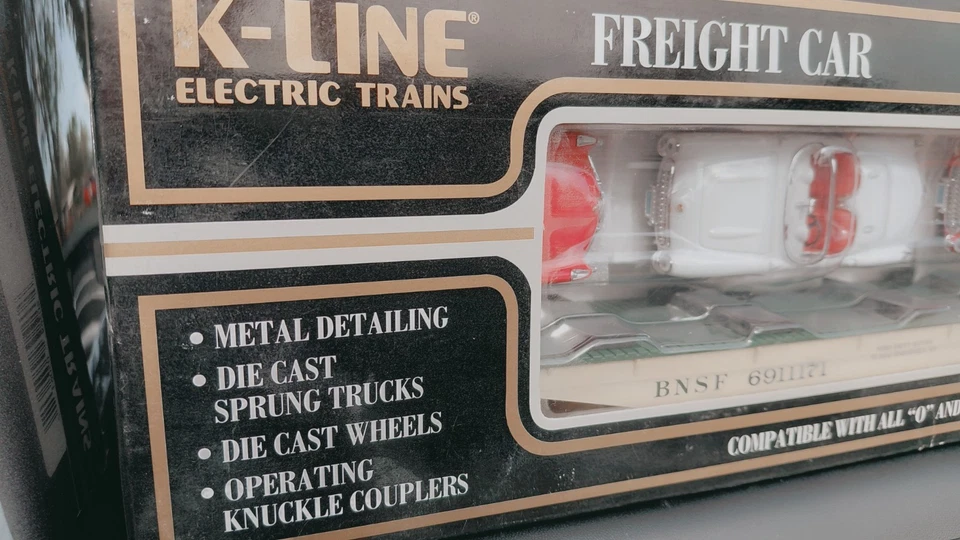 K-Line # K691-1171 BNSF Flatcar w/3 Die Cast 1957 Chevrolet Corvettes New Sealed - Image 4 of 4