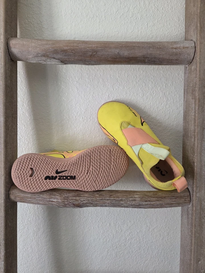 Zapatos de fútbol sala Nike Jr. Zoom Mercurial Vapor niños talla 2y Foto 4 de 4