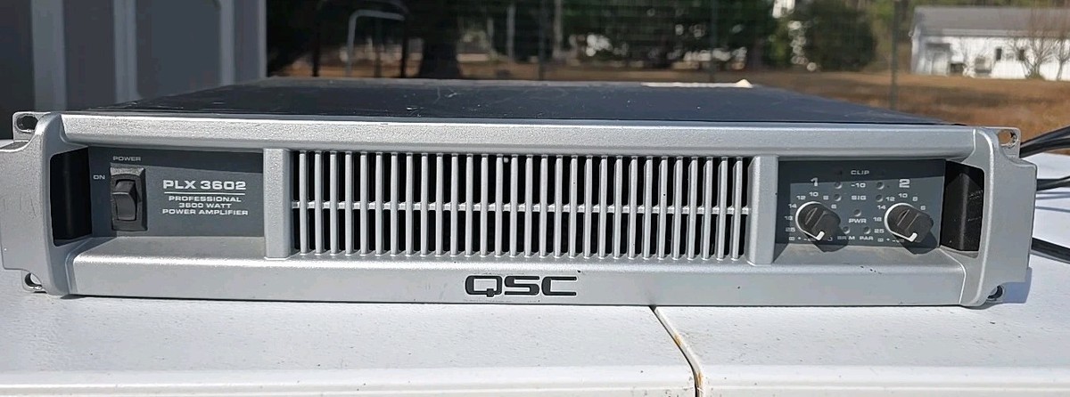 QSC PLX 3602 パワーアンプ 本体 QSC PLX3602 Professional Power Amplifier | Guitar Center