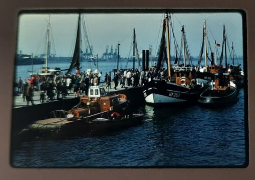 DIA HAMBURG Fischmarkt Hafen Elbe Finkenwerder Kutter HF353 60er Jahre 1/3 - Bild 1 von 2