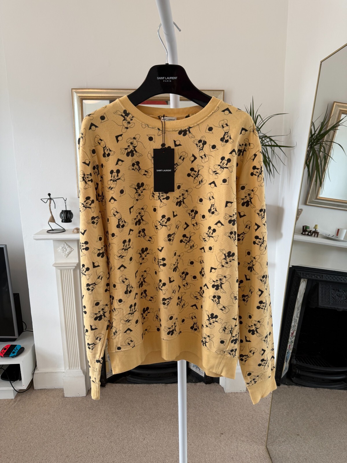 Maglione Saint Laurent x Disney Topolino