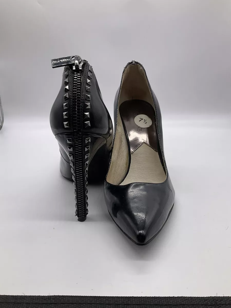 Zipper back best sale pumps