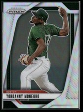 2025 Panini Prizm #25 Yordanny Monegro Silver Prizms