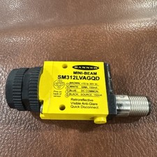 NEW BANNER SM312LVAGQD PHOTOELECTRIC SENSOR 26913