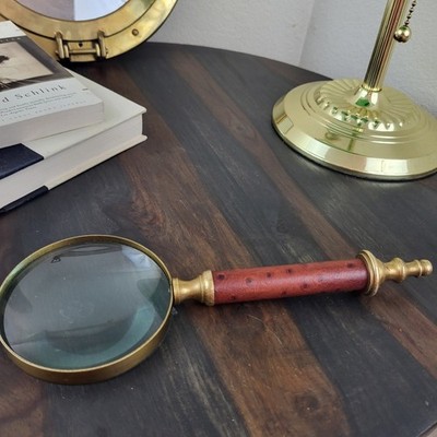 Vtg Brass magnifying glass with a leather-wrapped handle
