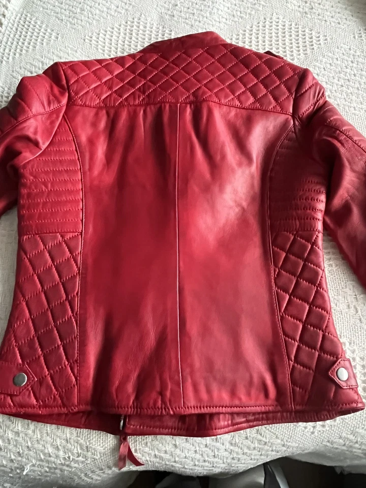 Joe Browns Women's cherry red Leather Biker Jacket Size 10 - Image 4 of 4
