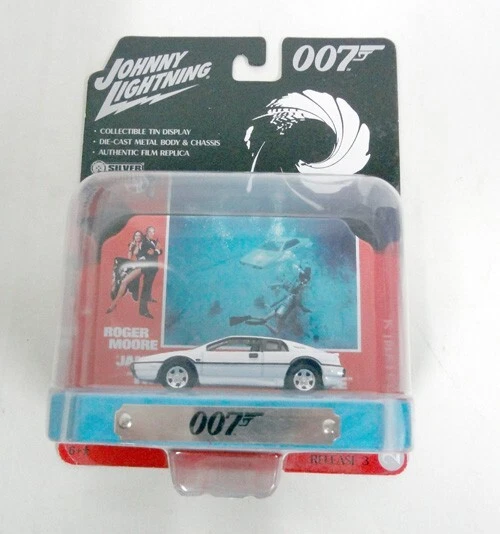 Lot of 3 Hot Wheels & Johnny Lightning Diecast Toy Cars Fast & The Furious & 007 - Image 2 of 4