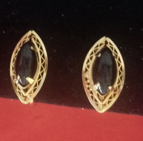 Vintage 12K Gold Filled .70" Screw Back Earrings Black Stone Estate Jewelry